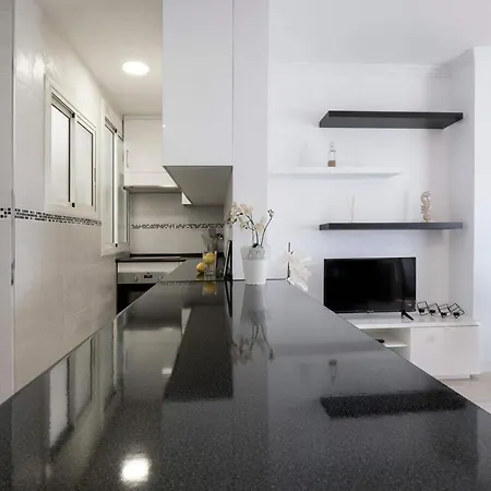 Apartamento Sirenas Appartamento *